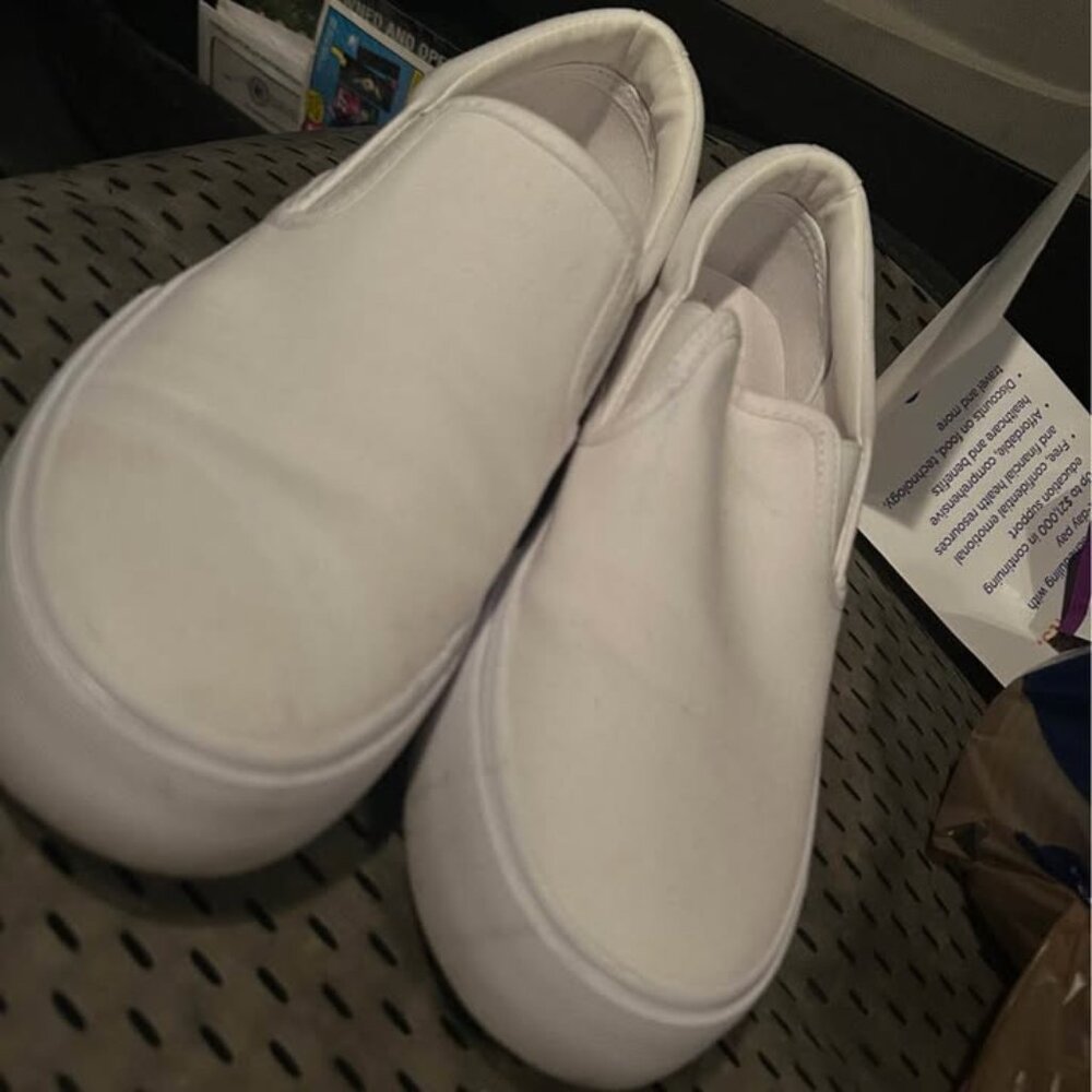 White Mainstays Slip On Tennis Shoes Size 7.5